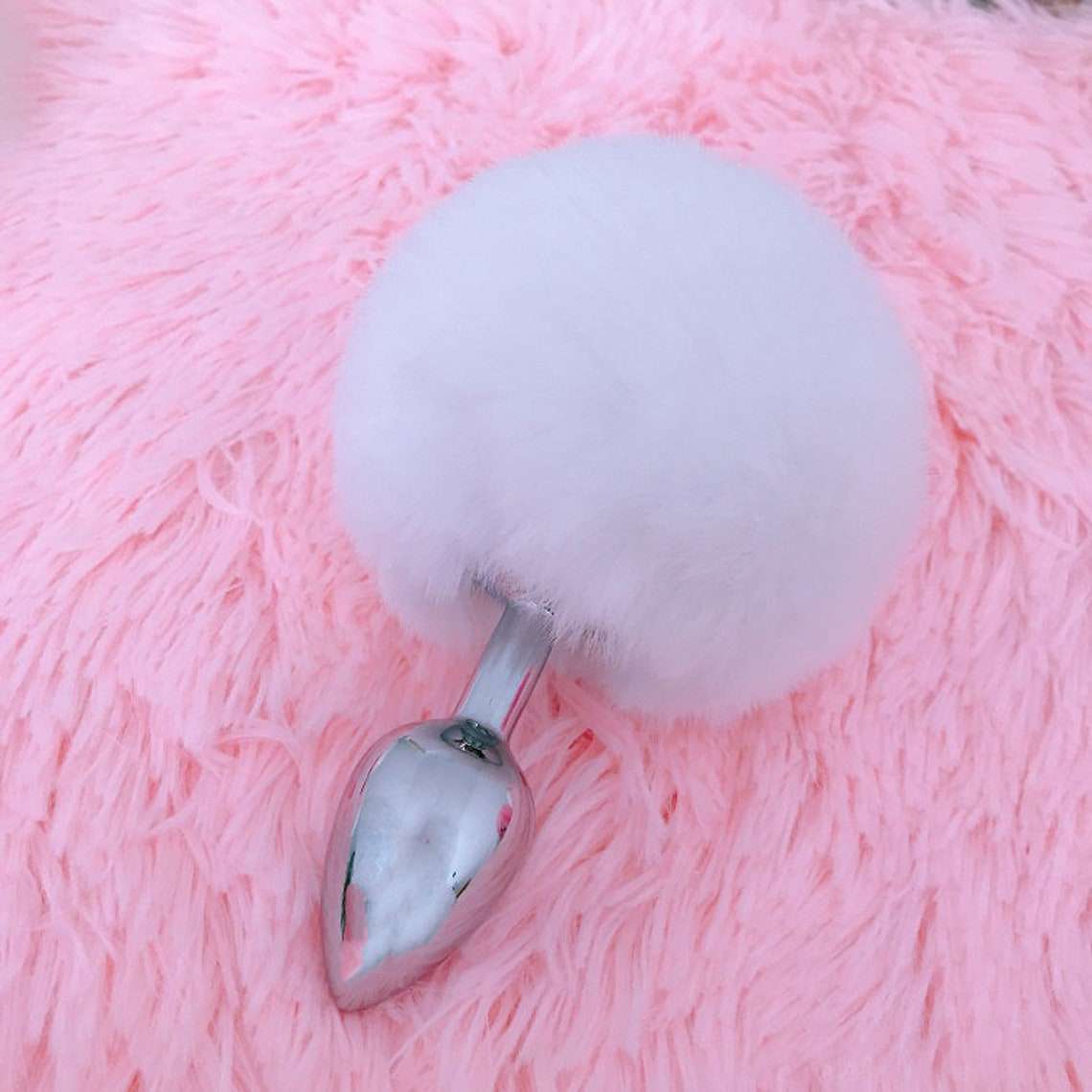 White bunny tail butt plug